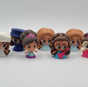 Barbie Fashems 6 total with one double (surgeon) and Nella the princess knight